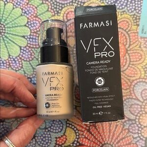 Farmasi VFX Pro Foundation - Porcelain